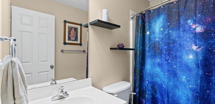 1404 NE 196th Street, Smithville, MO 64089