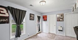 1404 NE 196th Street, Smithville, MO 64089