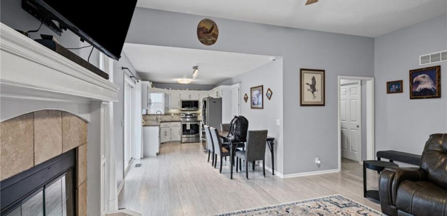 1404 NE 196th Street, Smithville, MO 64089