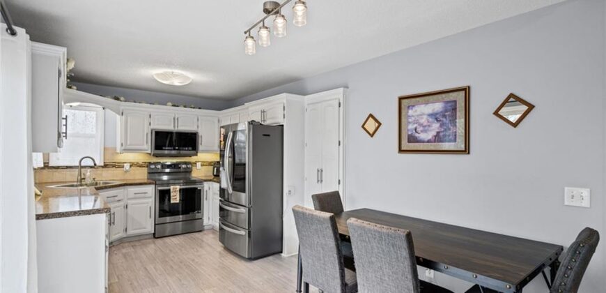 1404 NE 196th Street, Smithville, MO 64089