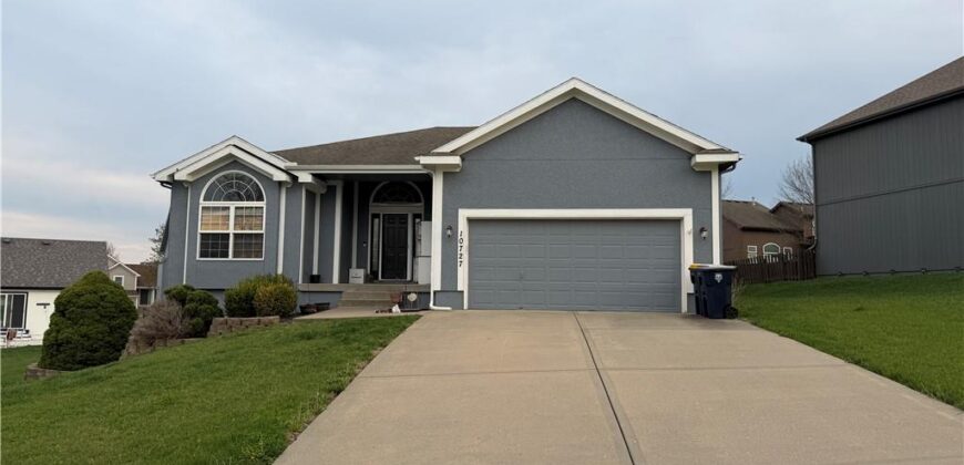 10727 N Tennessee Avenue, Kansas City, MO 64157