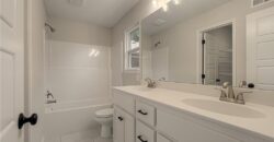 10139 N Poplar Avenue, Kansas City, MO 64156