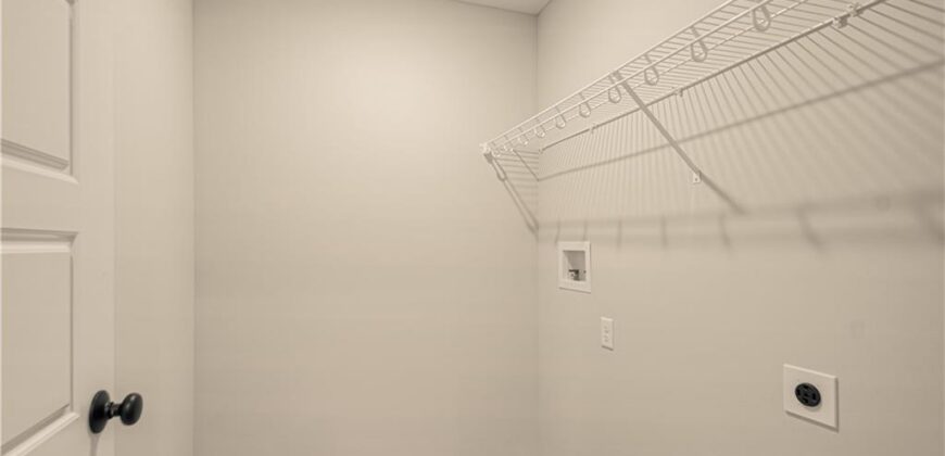 10139 N Poplar Avenue, Kansas City, MO 64156