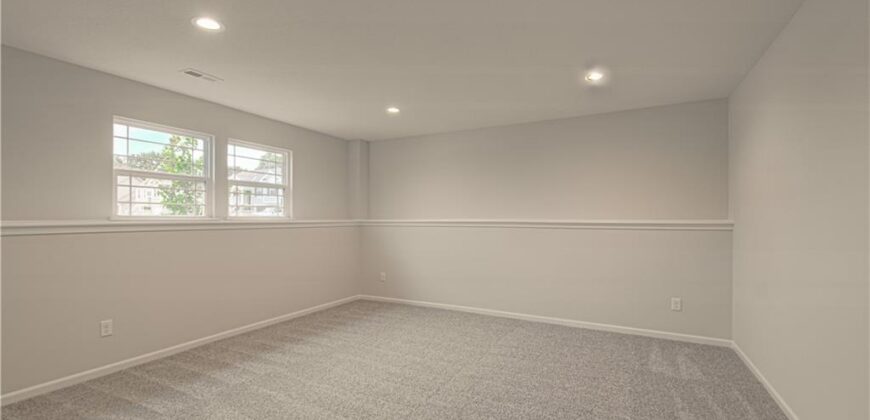 10139 N Poplar Avenue, Kansas City, MO 64156