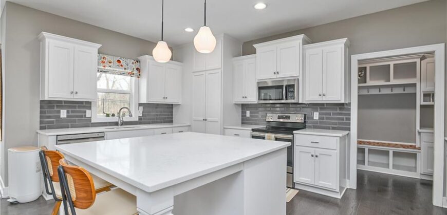 1500 NW 59th Street, Kansas City, MO 64118