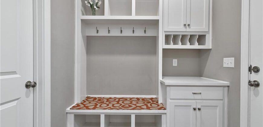 1500 NW 59th Street, Kansas City, MO 64118