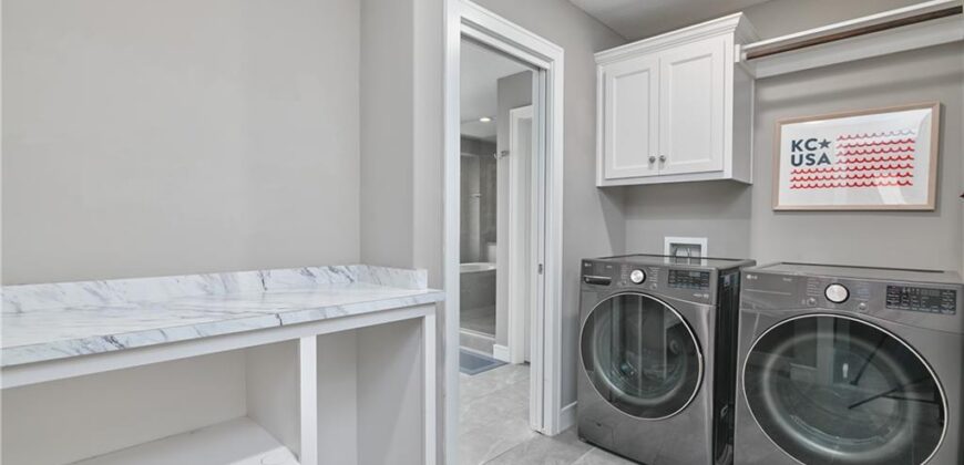 1500 NW 59th Street, Kansas City, MO 64118