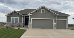 17605 GreyHawke Ridge N/A, Smithville, MO 64089