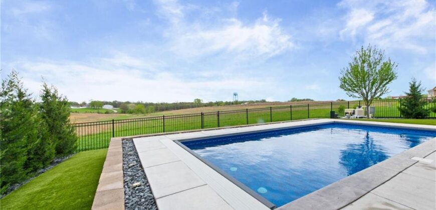 17605 GreyHawke Ridge N/A, Smithville, MO 64089