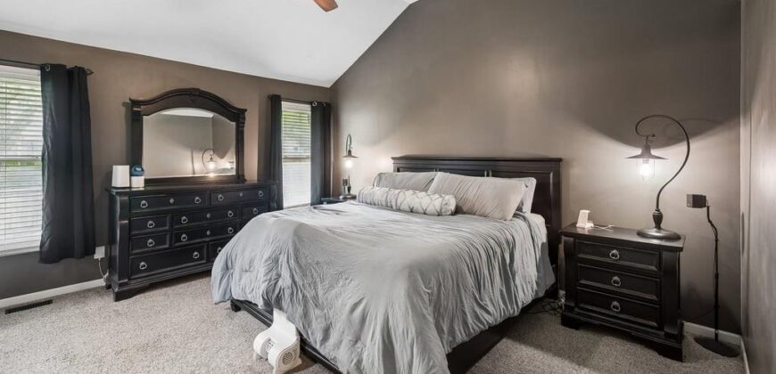 14611 Killarney Lane, Smithville, MO 64089