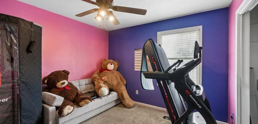 14611 Killarney Lane, Smithville, MO 64089