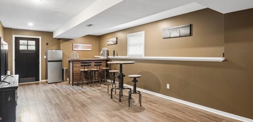 14611 Killarney Lane, Smithville, MO 64089