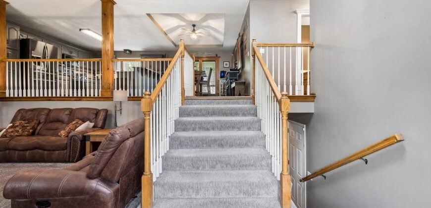 14611 Killarney Lane, Smithville, MO 64089