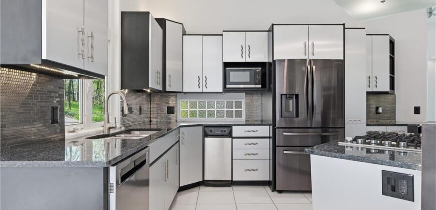 16370 NW 130th Terrace, Platte City, MO 64079