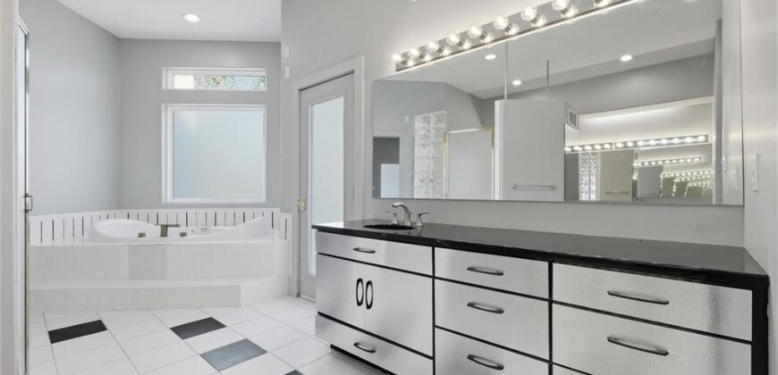 16370 NW 130th Terrace, Platte City, MO 64079