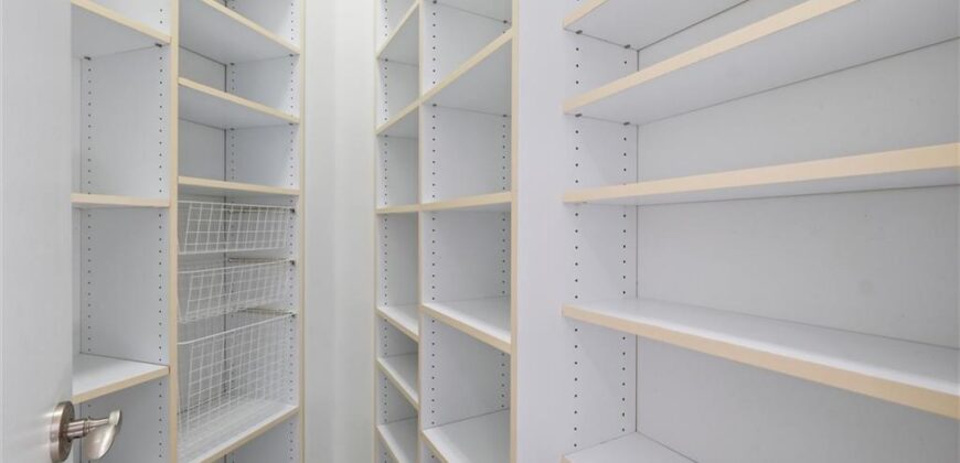 16370 NW 130th Terrace, Platte City, MO 64079