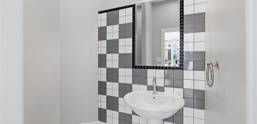 16370 NW 130th Terrace, Platte City, MO 64079