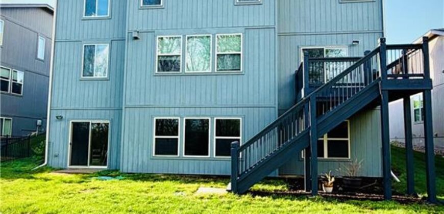 8115 NE 80th Terrace, Kansas City, MO 64158
