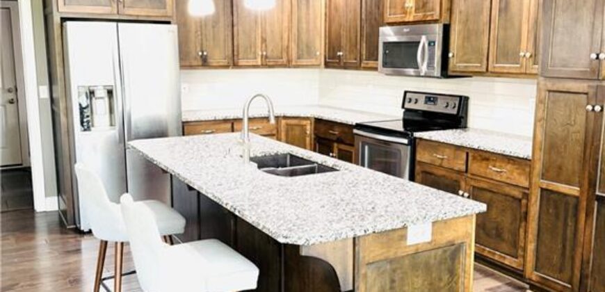 8115 NE 80th Terrace, Kansas City, MO 64158