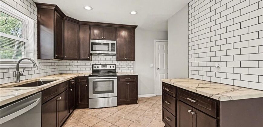 7917 56th Street, Kansas City, MO 64119