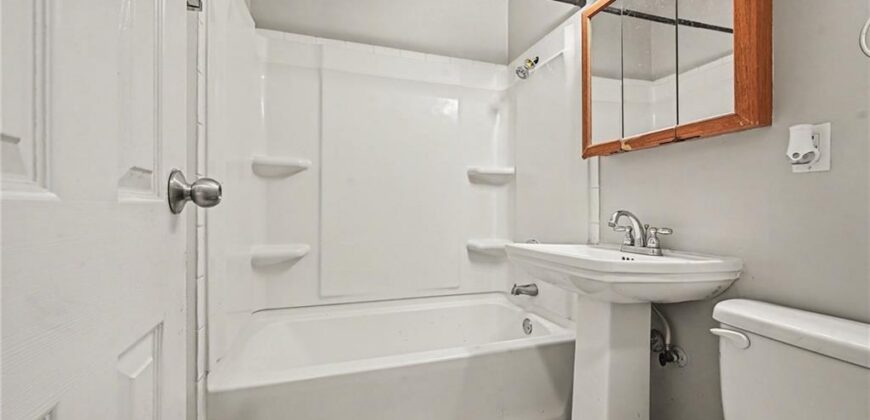 7917 56th Street, Kansas City, MO 64119