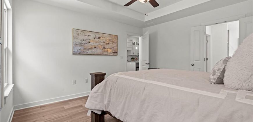 3824 NW 93rd Street, Kansas City, MO 64154