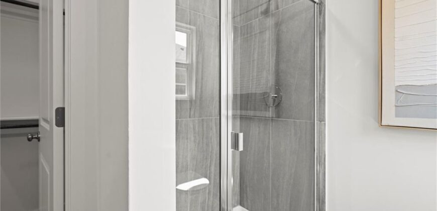 3824 NW 93rd Street, Kansas City, MO 64154