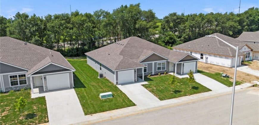 3824 NW 93rd Street, Kansas City, MO 64154