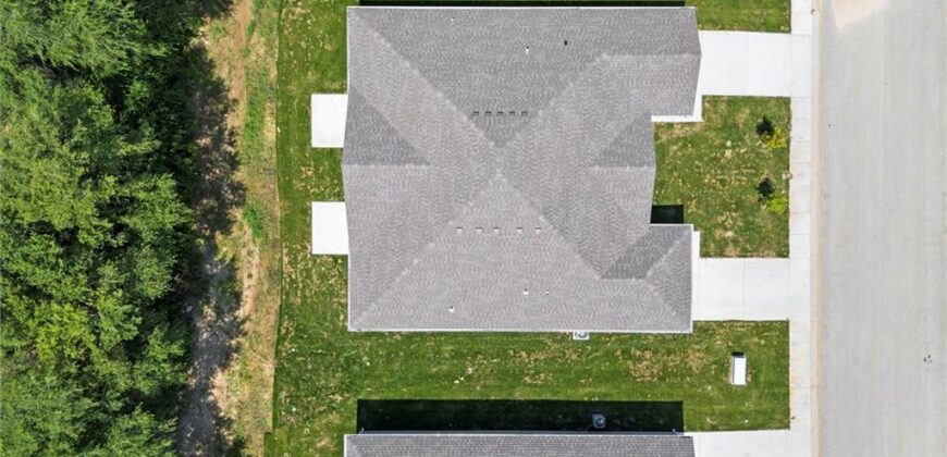 3824 NW 93rd Street, Kansas City, MO 64154