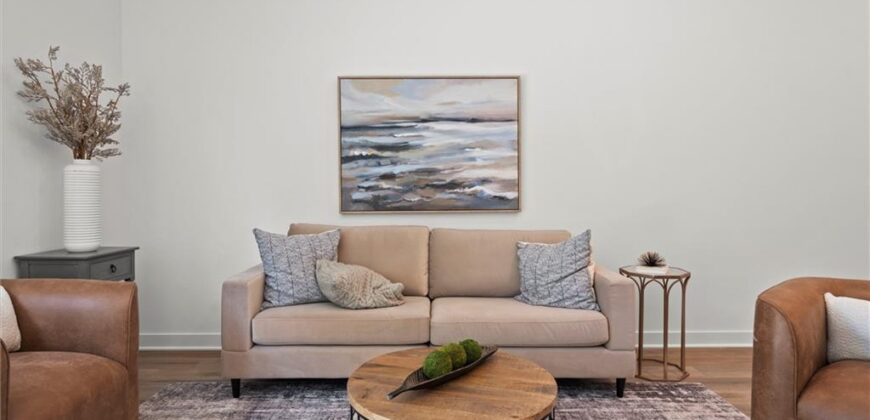 3824 NW 93rd Street, Kansas City, MO 64154