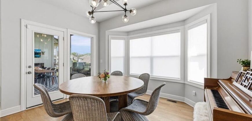 5745 Barn Hill Road, Parkville, MO 64152