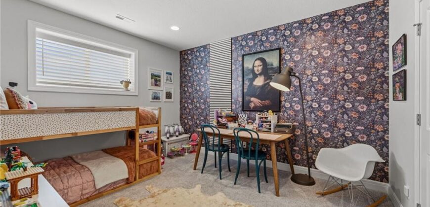 5745 Barn Hill Road, Parkville, MO 64152