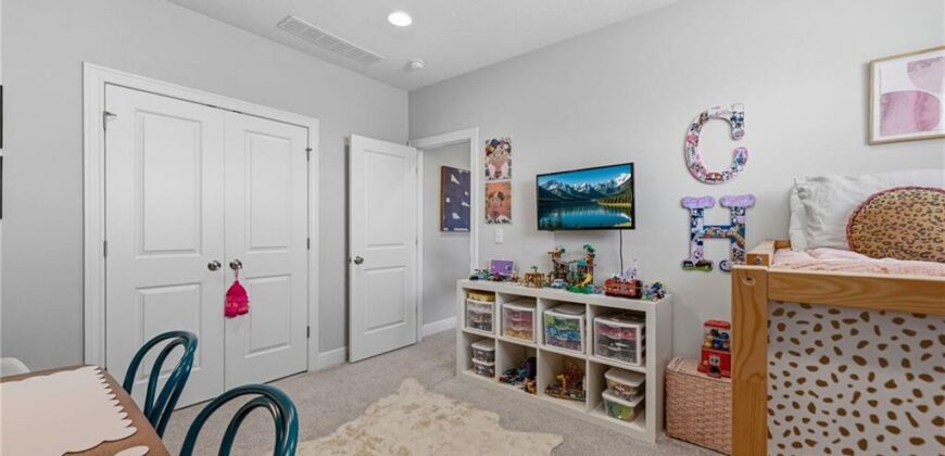 5745 Barn Hill Road, Parkville, MO 64152