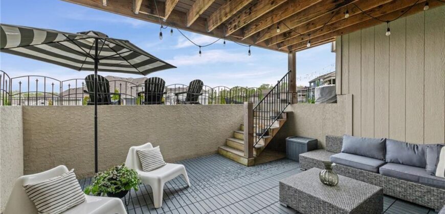 5745 Barn Hill Road, Parkville, MO 64152