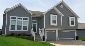 3805 NW Old Stagecoach Road, Kansas City, MO 64154