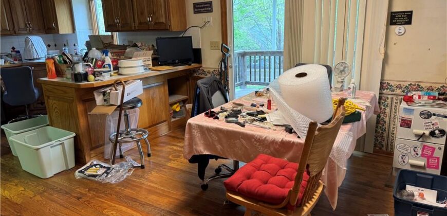 1546 Canterbury Lane, Liberty, MO 64068