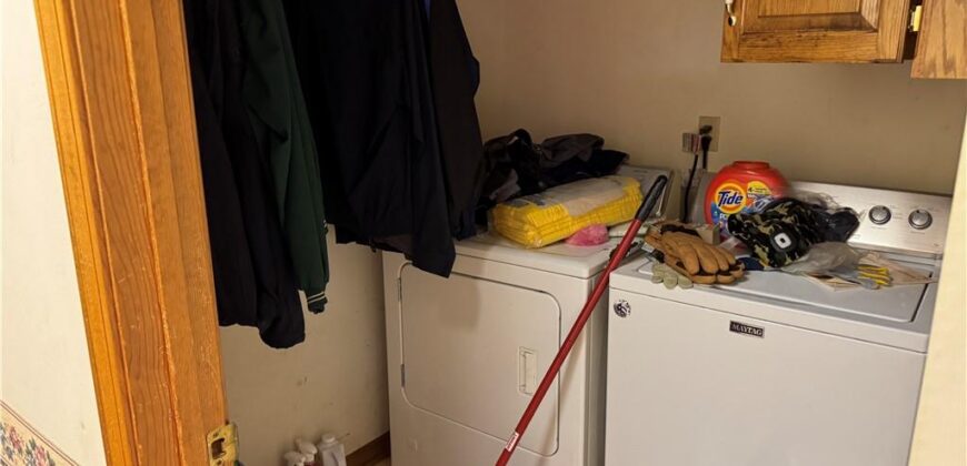 1546 Canterbury Lane, Liberty, MO 64068