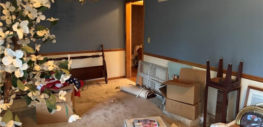 1546 Canterbury Lane, Liberty, MO 64068