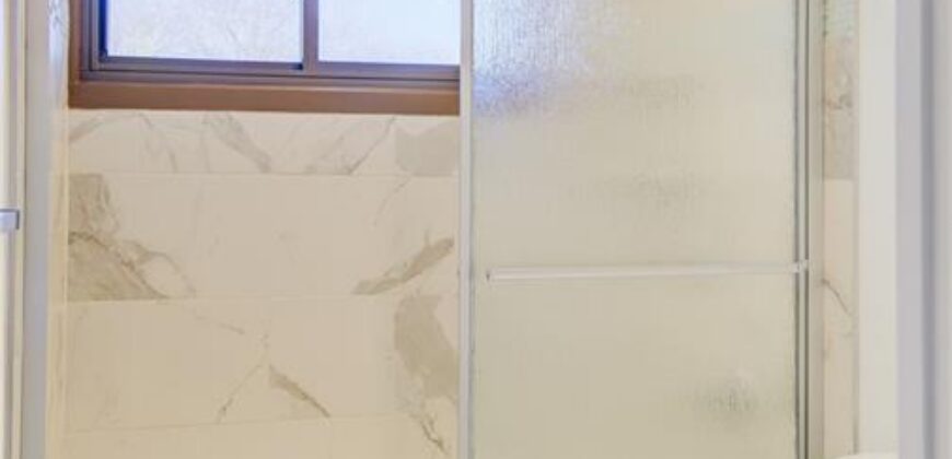 5916 N Michigan Avenue, Kansas City, MO 64118