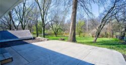 5916 N Michigan Avenue, Kansas City, MO 64118