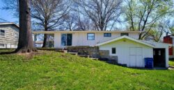 5916 N Michigan Avenue, Kansas City, MO 64118