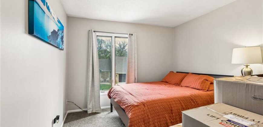 3509 Apple Tree Lane, Kansas City, MO 64119