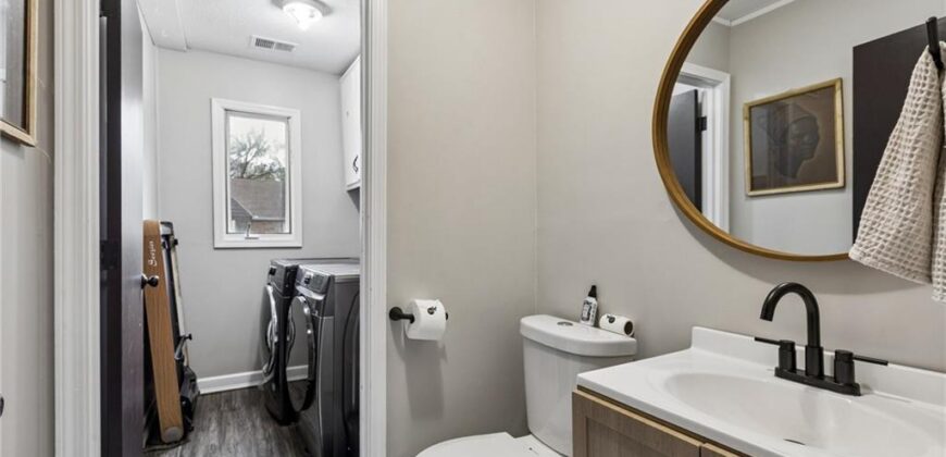 3509 Apple Tree Lane, Kansas City, MO 64119