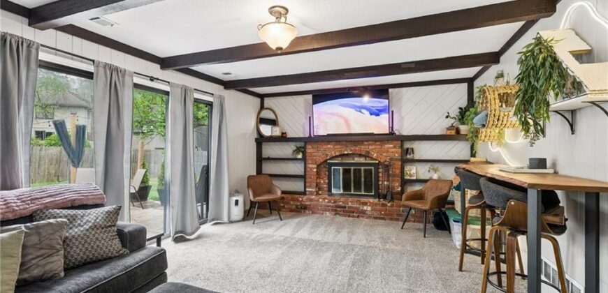 3509 Apple Tree Lane, Kansas City, MO 64119