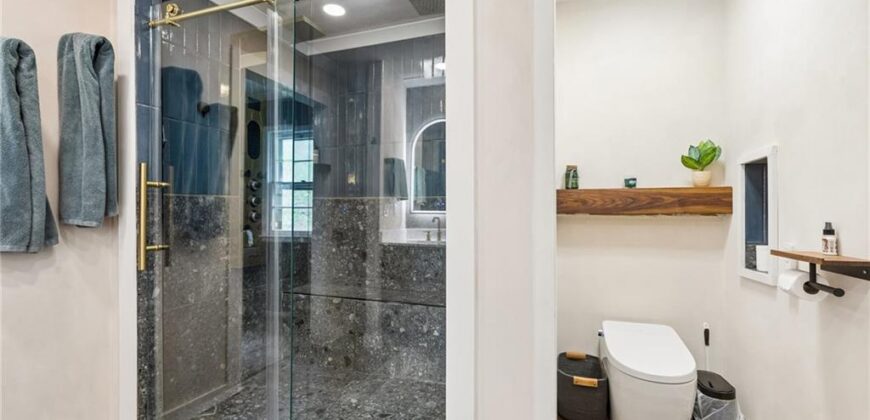 3509 Apple Tree Lane, Kansas City, MO 64119