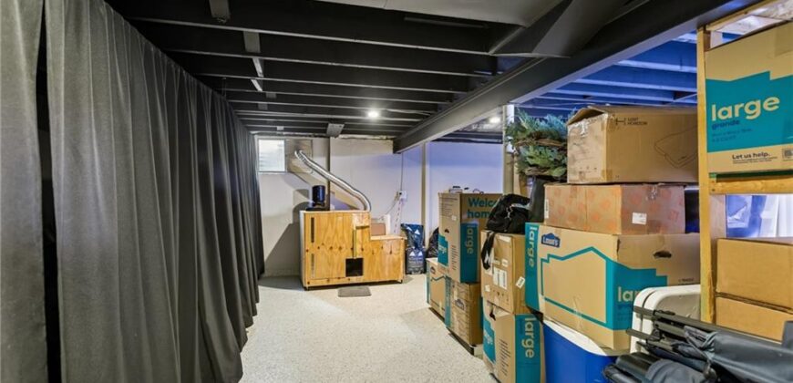 3509 Apple Tree Lane, Kansas City, MO 64119