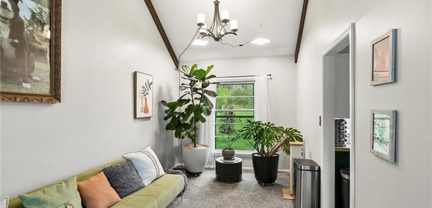 3509 Apple Tree Lane, Kansas City, MO 64119