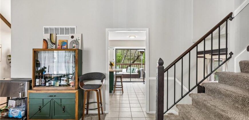 3509 Apple Tree Lane, Kansas City, MO 64119