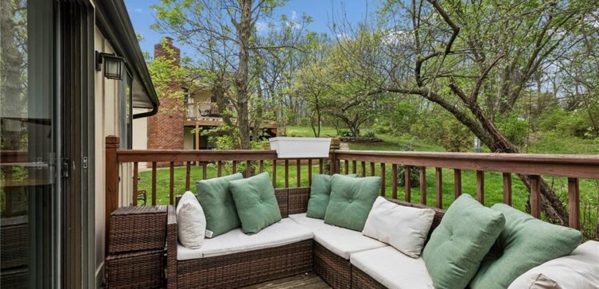 3509 Apple Tree Lane, Kansas City, MO 64119