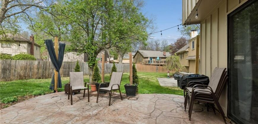 3509 Apple Tree Lane, Kansas City, MO 64119
